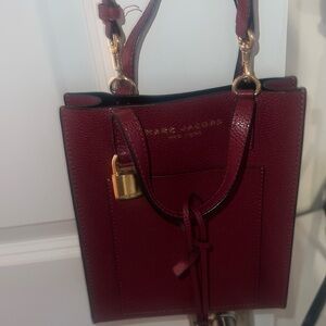 Marc Jacobs crossbody wine purse